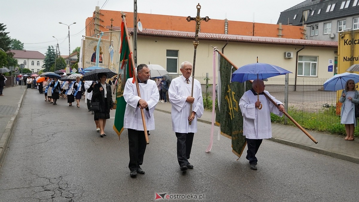 Procesja Bożego Ciała w kościele farnym [04.06.2026] - zdjęcie #109 - eOstroleka.pl