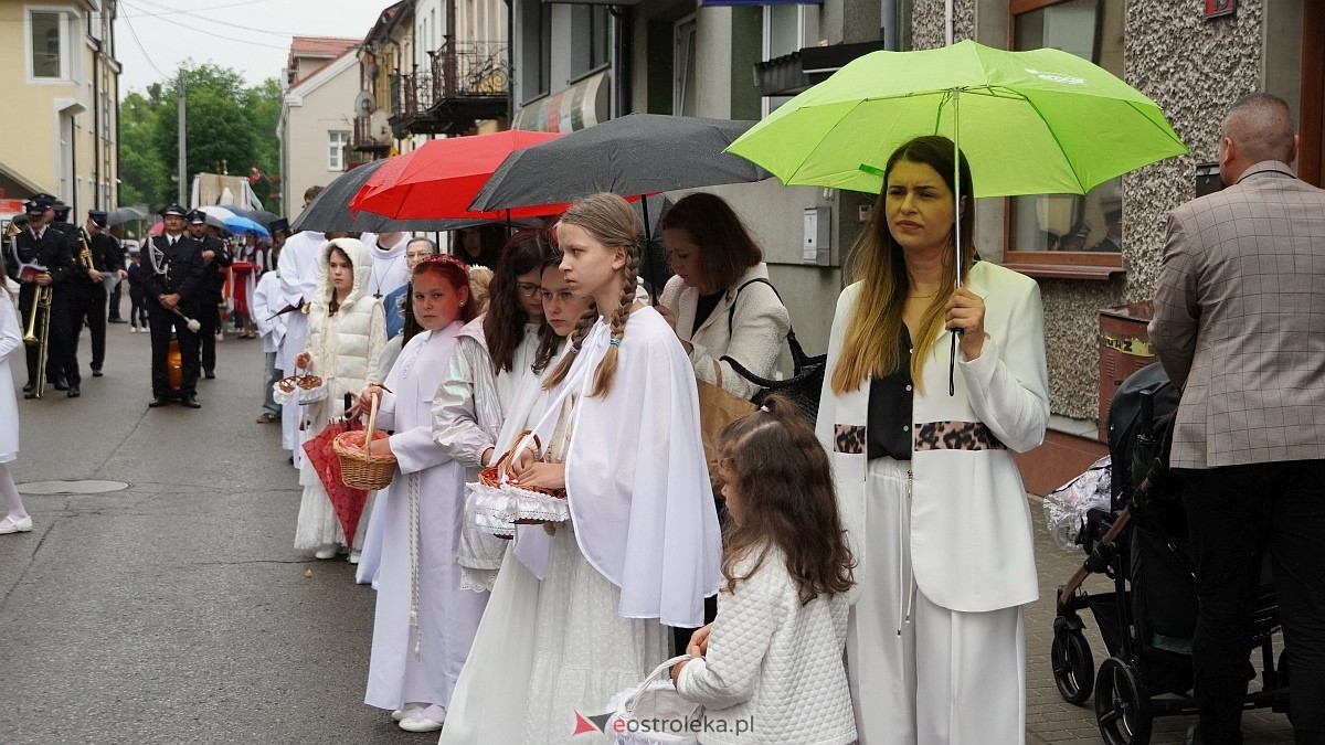 Procesja Bożego Ciała w kościele farnym [04.06.2026] - zdjęcie #73 - eOstroleka.pl