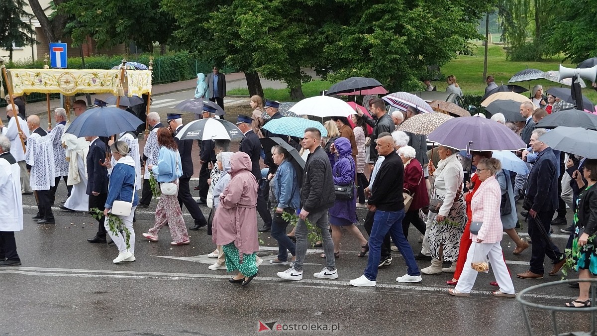Procesja Bożego Ciała w kościele farnym [04.06.2026] - zdjęcie #34 - eOstroleka.pl