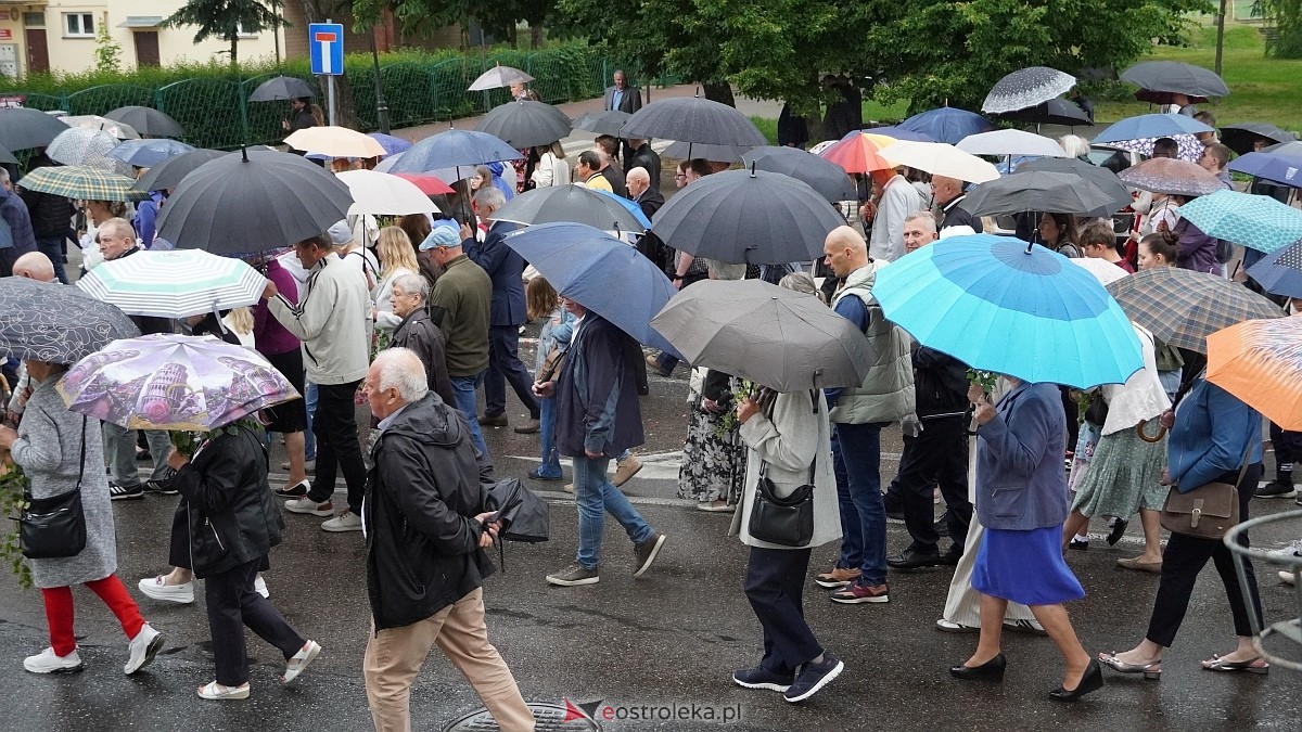 Procesja Bożego Ciała w kościele farnym [04.06.2026] - zdjęcie #22 - eOstroleka.pl