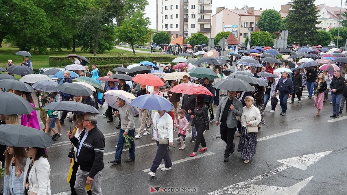 Procesja Bożego Ciała w kościele farnym [04.06.2026] - zdjęcie #10 - eOstroleka.pl