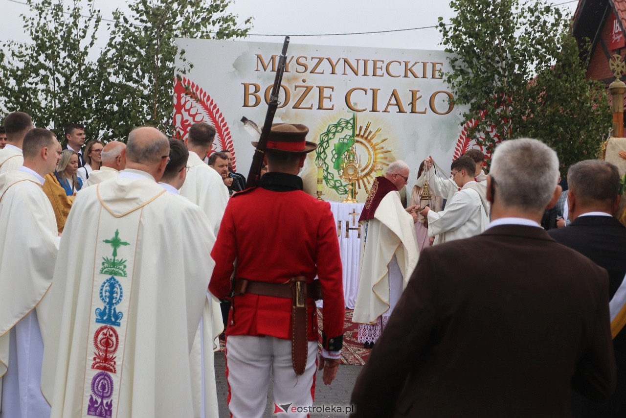 Boże Ciało 2026 w Myszyńcu [4.06.2026] - zdjęcie #295 - eOstroleka.pl