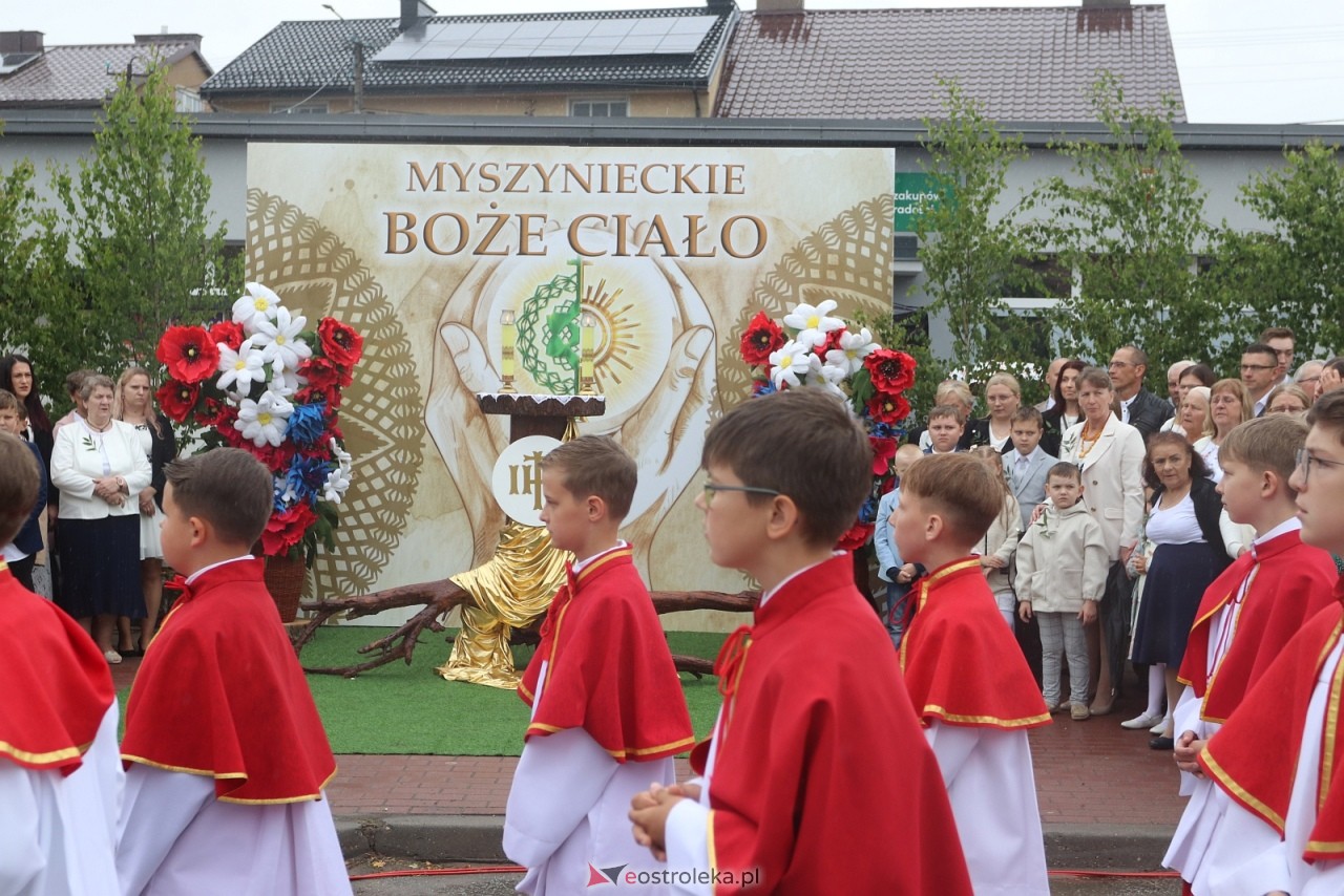 Boże Ciało 2026 w Myszyńcu [4.06.2026] - zdjęcie #284 - eOstroleka.pl