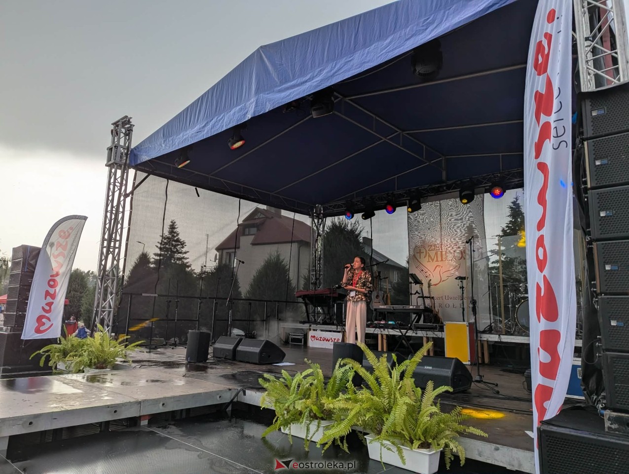 Zjednoczeni dla Miłości - Koncert Uwielbienia w Ostrołęce [04.06.2026] - zdjęcie #151 - eOstroleka.pl