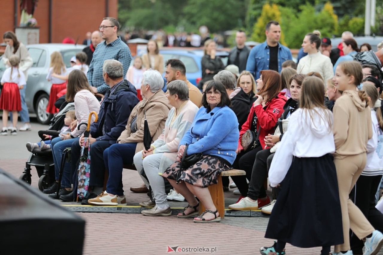 Zjednoczeni dla Miłości - Koncert Uwielbienia w Ostrołęce [04.06.2026] - zdjęcie #140 - eOstroleka.pl