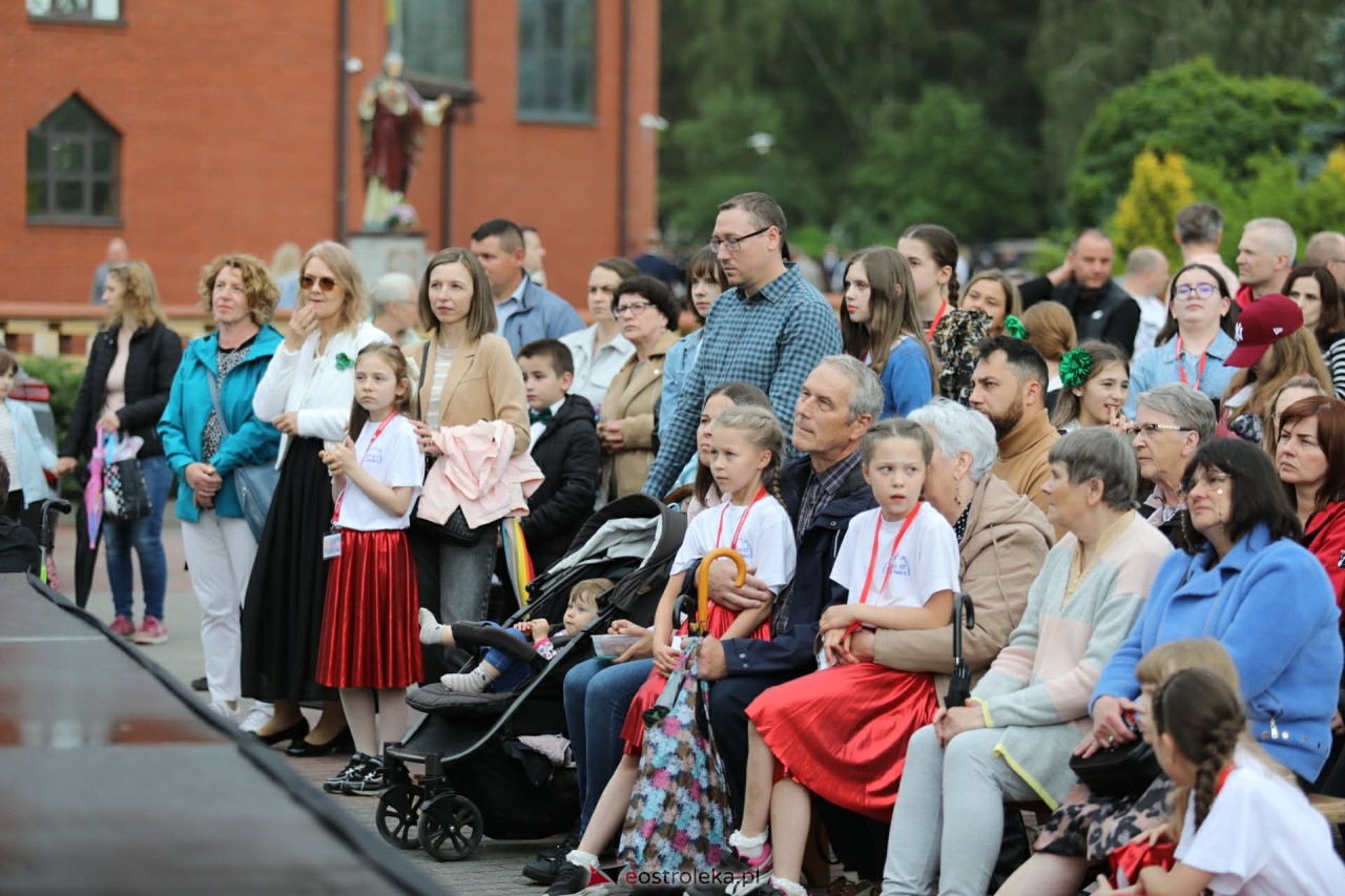 Zjednoczeni dla Miłości - Koncert Uwielbienia w Ostrołęce [04.06.2026] - zdjęcie #139 - eOstroleka.pl