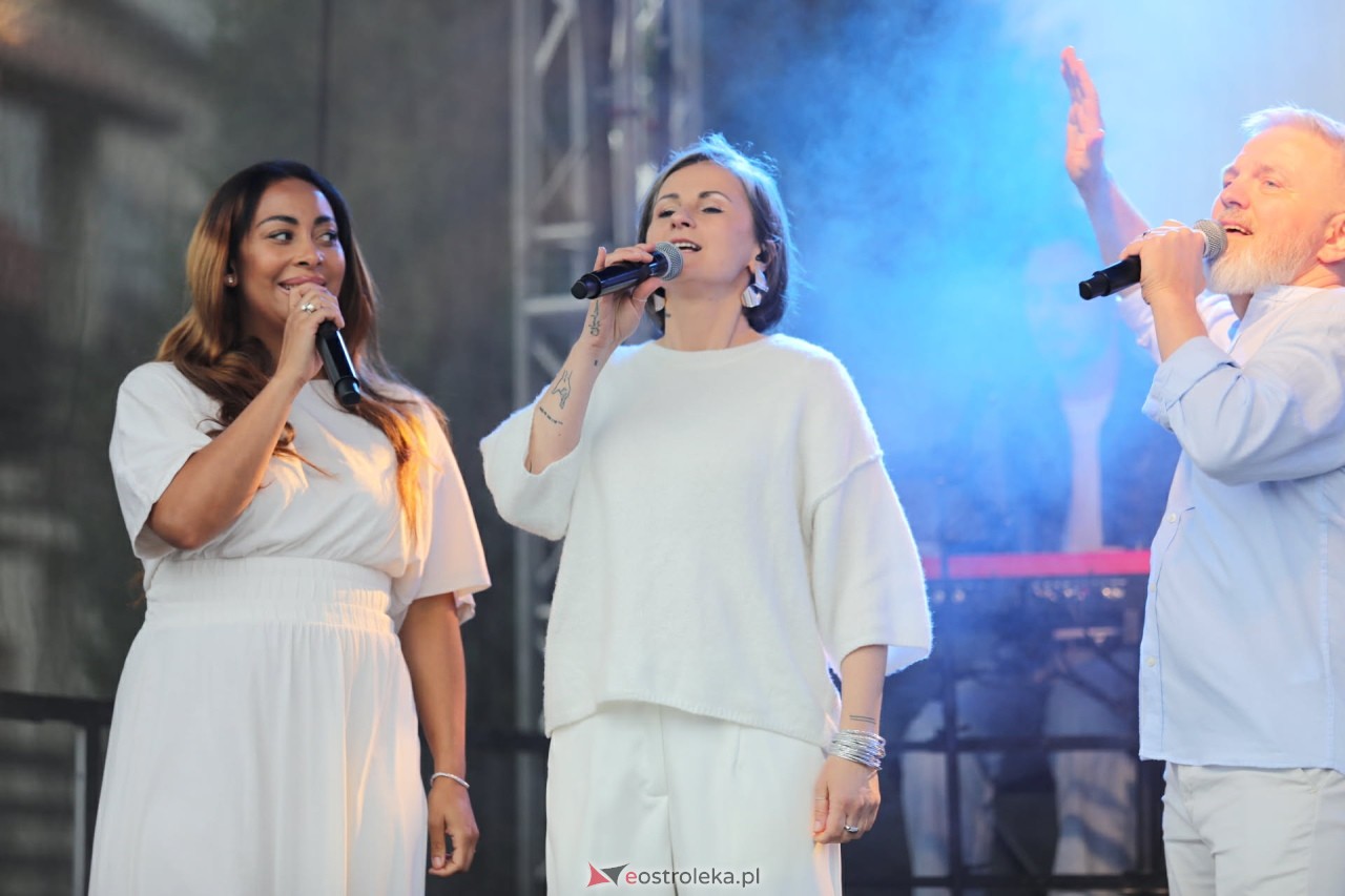 Zjednoczeni dla Miłości - Koncert Uwielbienia w Ostrołęce [04.06.2026] - zdjęcie #94 - eOstroleka.pl