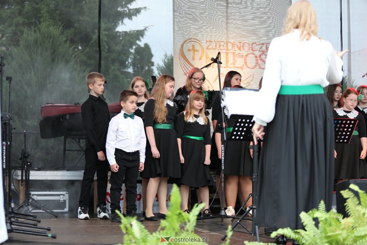 Zjednoczeni dla Miłości - Koncert Uwielbienia w Ostrołęce [04.06.2026] - zdjęcie #53 - eOstroleka.pl