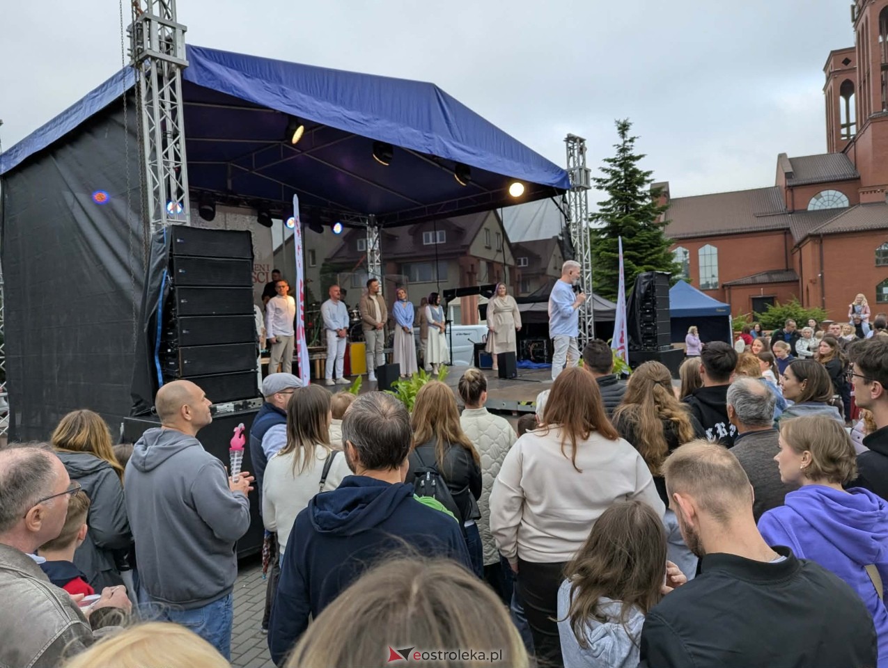 Zjednoczeni dla Miłości - Koncert Uwielbienia w Ostrołęce [04.06.2026] - zdjęcie #46 - eOstroleka.pl