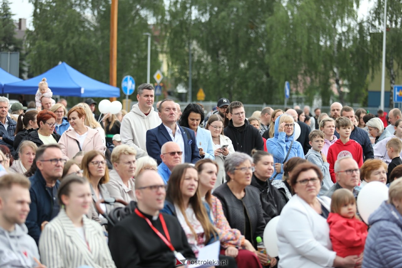 Zjednoczeni dla Miłości - Koncert Uwielbienia w Ostrołęce [04.06.2026] - zdjęcie #17 - eOstroleka.pl