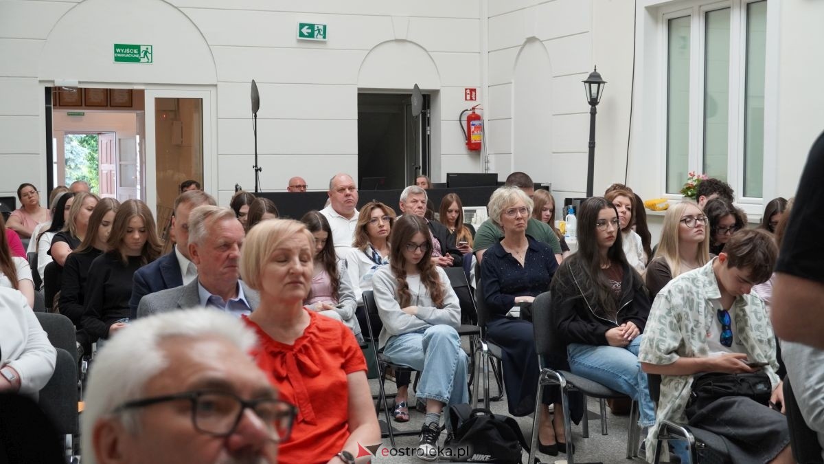 Konferencja pn. 500-lecie inkorporacji Mazowsza do Królestwa Polskiego. Skutki. Dziedzictwo. Pamięć [08.06.2026] - zdjęcie #3 - eOstroleka.pl