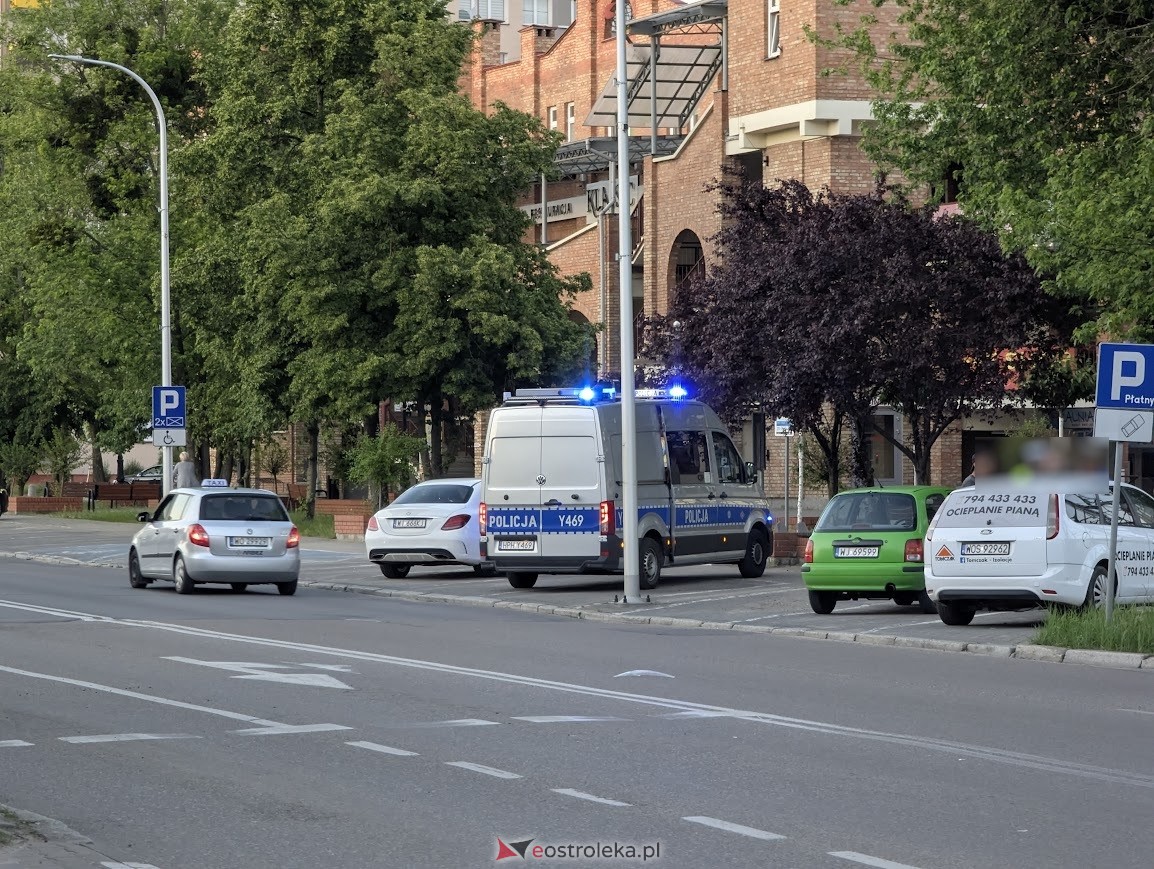 Kolizja na skrzyżowaniu Kopernika i Nila w Ostrołęce [08.06.2026] - zdjęcie #2 - eOstroleka.pl
