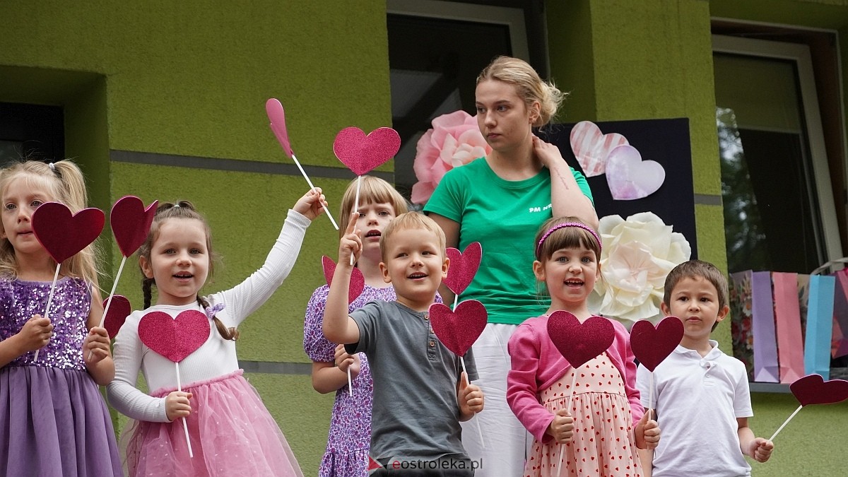 Dzień Rodziny w Przedszkolu Miejskim nr 5 Leśna Kraina [10.06.2026] - zdjęcie #37 - eOstroleka.pl
