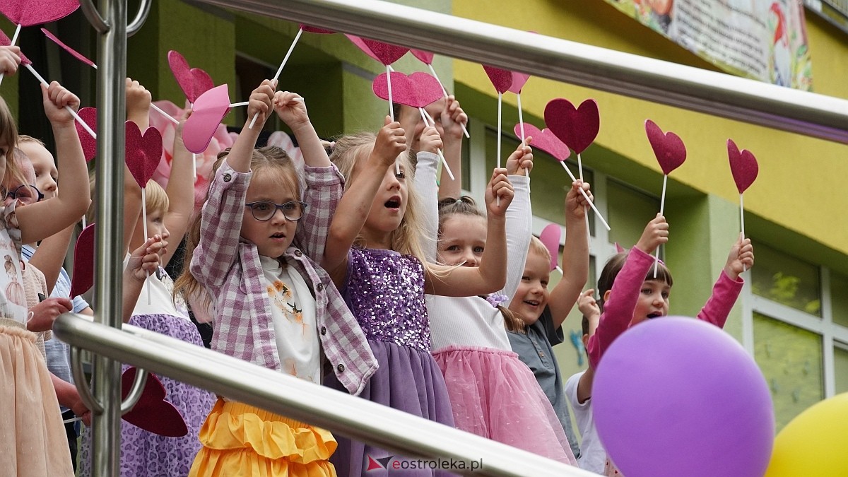 Dzień Rodziny w Przedszkolu Miejskim nr 5 Leśna Kraina [10.06.2026] - zdjęcie #34 - eOstroleka.pl