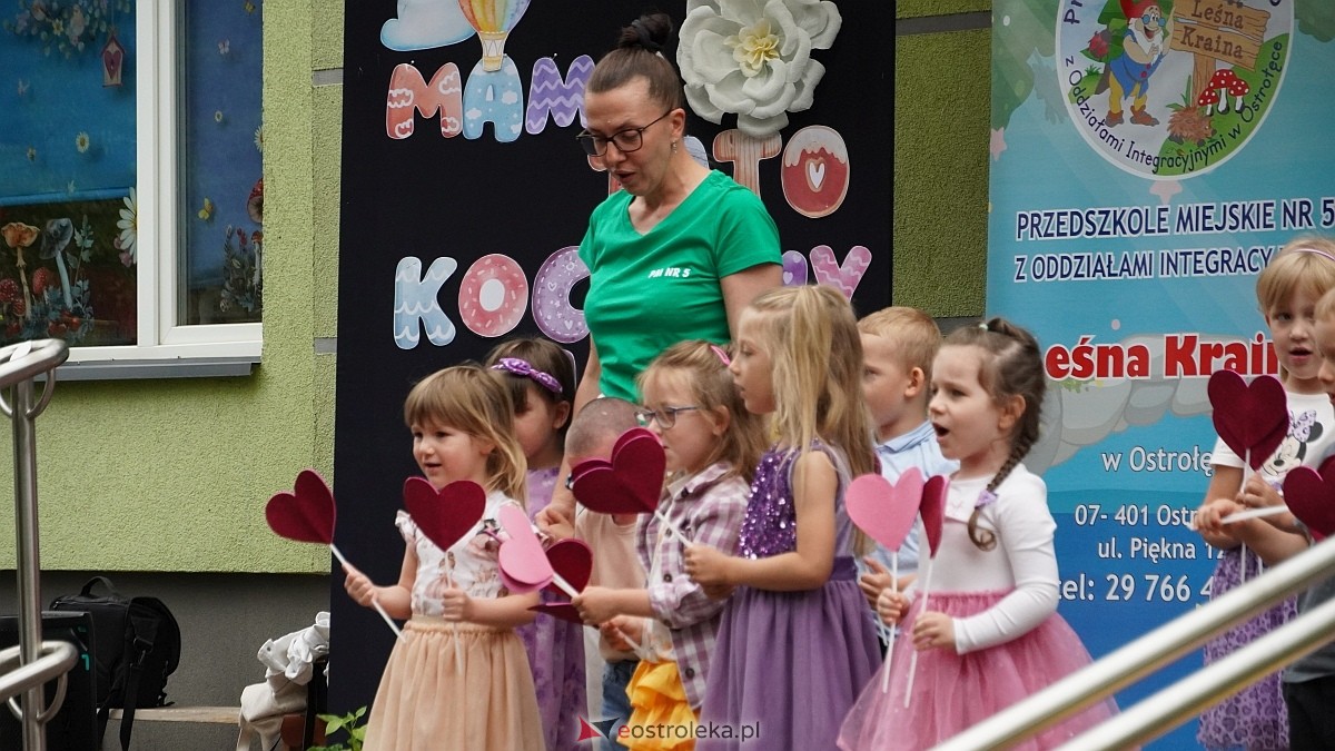 Dzień Rodziny w Przedszkolu Miejskim nr 5 Leśna Kraina [10.06.2026] - zdjęcie #28 - eOstroleka.pl