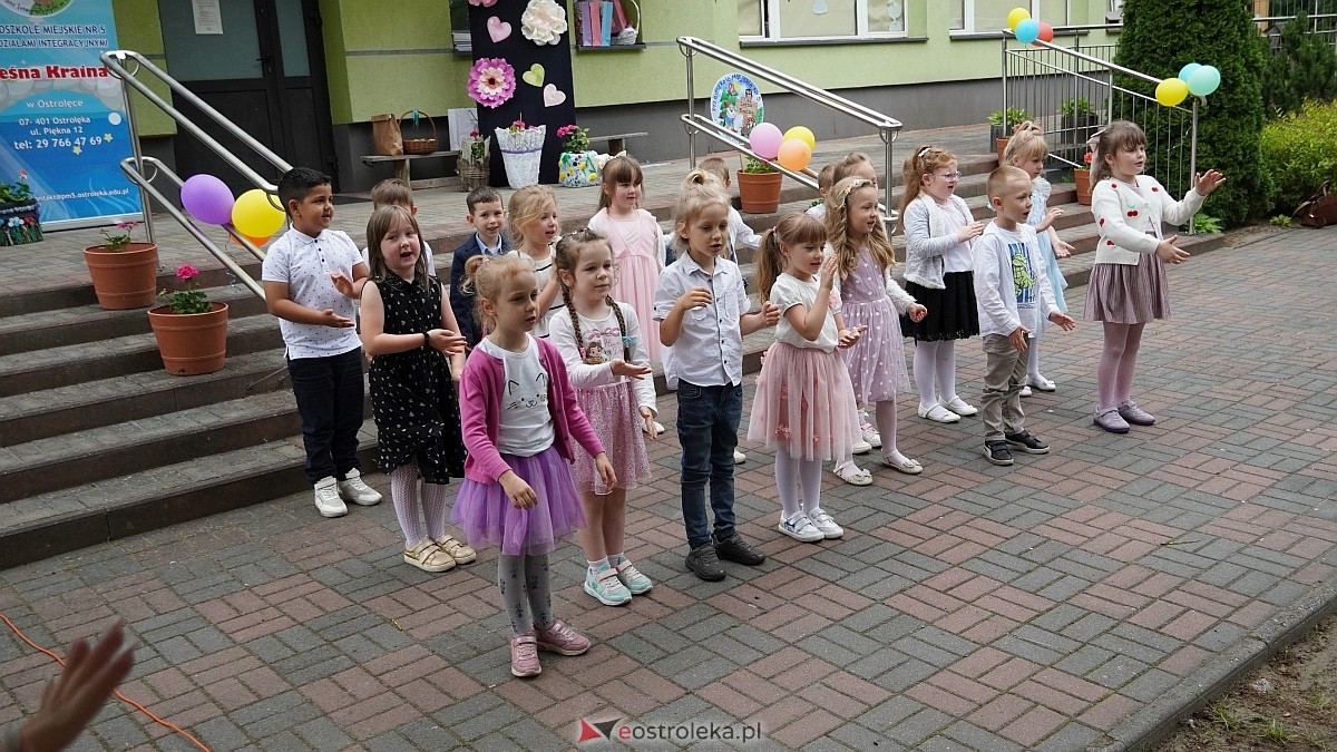 Dzień Rodziny w Przedszkolu Miejskim nr 5 Leśna Kraina [10.06.2026] - zdjęcie #8 - eOstroleka.pl