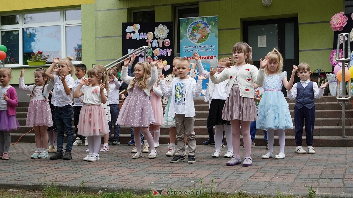 Dzień Rodziny w Przedszkolu Miejskim nr 5 Leśna Kraina [10.06.2026] - zdjęcie #7 - eOstroleka.pl