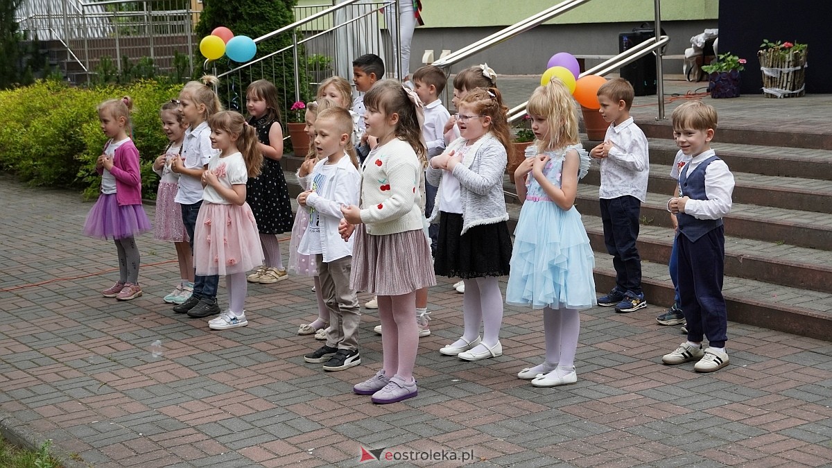 Dzień Rodziny w Przedszkolu Miejskim nr 5 Leśna Kraina [10.06.2026] - zdjęcie #2 - eOstroleka.pl