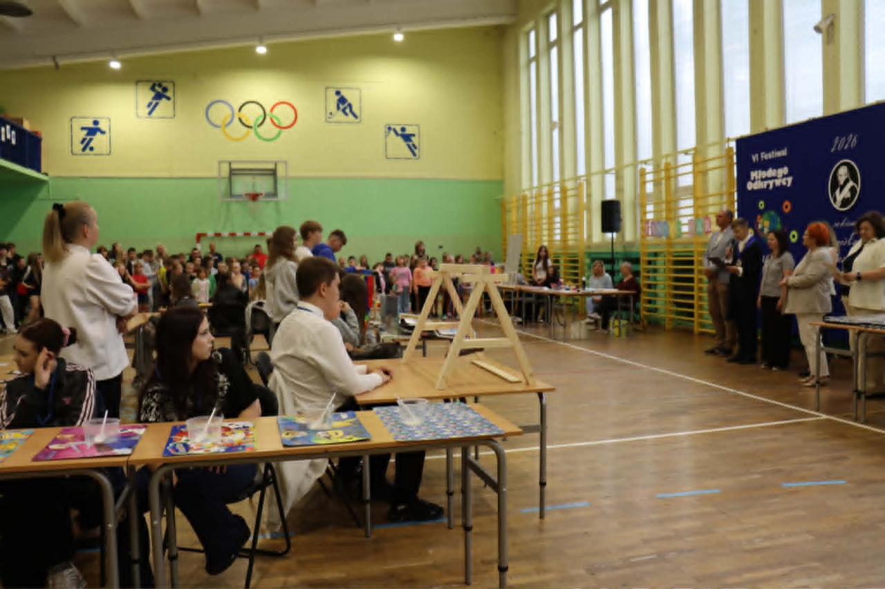 VI Festiwal Młodego Odkrywcy w SP nr 2 [2.06.2026] - zdjęcie #13 - eOstroleka.pl