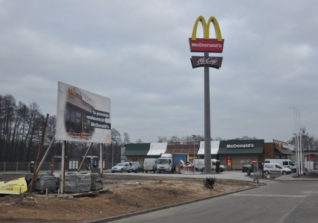 W sobotę otwarcie restauracji McDonalds w Ostrołęce [12.XII.2011] - zdjęcie #5 - eOstroleka.pl