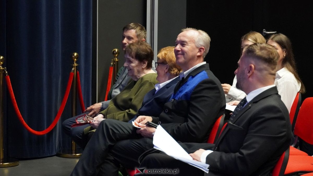 Ogólnopolska Konferencja w Muzeum Żołnierzy Wyklętych. Cenny relikwiarz żołnierza AK przekazany do muzeum [11.06.2026] - zdjęcie #24 - eOstroleka.pl