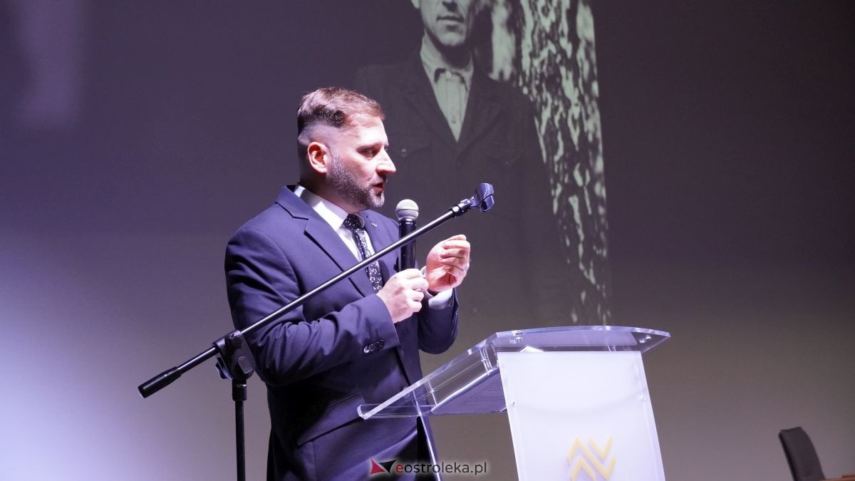 Ogólnopolska Konferencja w Muzeum Żołnierzy Wyklętych. Cenny relikwiarz żołnierza AK przekazany do muzeum [11.06.2026] - zdjęcie #23 - eOstroleka.pl