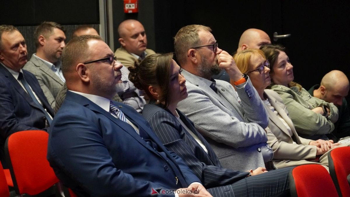 Ogólnopolska Konferencja w Muzeum Żołnierzy Wyklętych. Cenny relikwiarz żołnierza AK przekazany do muzeum [11.06.2026] - zdjęcie #5 - eOstroleka.pl
