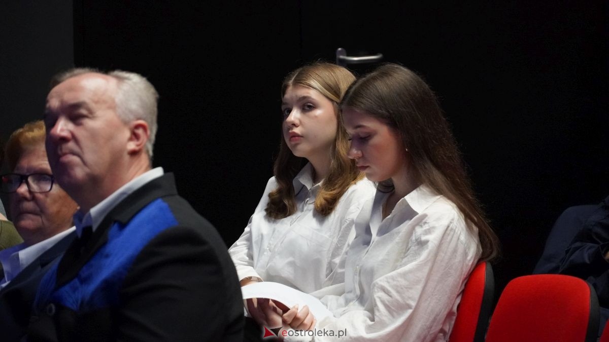 Ogólnopolska Konferencja w Muzeum Żołnierzy Wyklętych. Cenny relikwiarz żołnierza AK przekazany do muzeum [11.06.2026] - zdjęcie #3 - eOstroleka.pl
