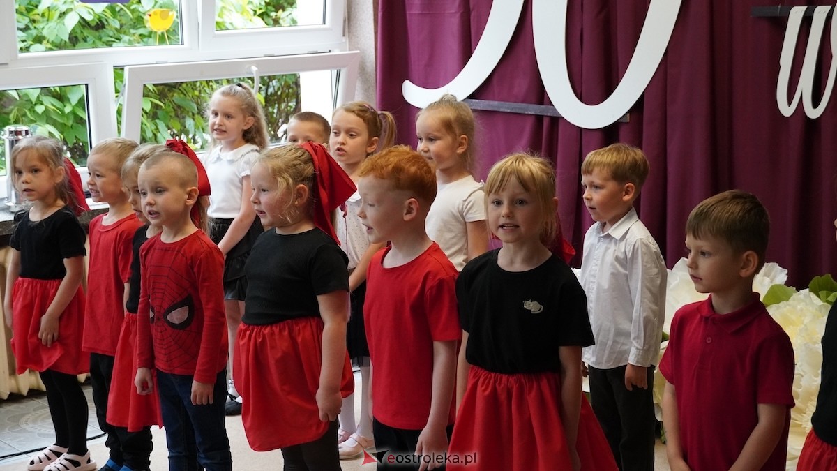 Jubileusz 50-lecia Przedszkola Miejskiego nr 7 Tęczowa Kraina w Ostrołęce [11.06.2026] - zdjęcie #74 - eOstroleka.pl