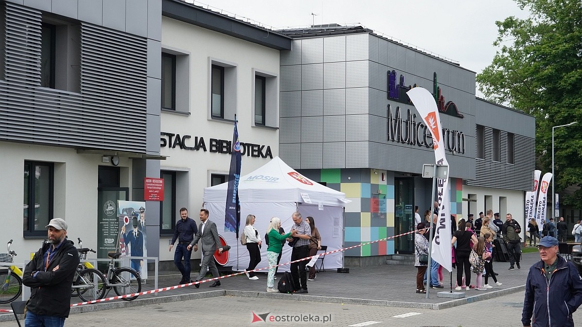 Donald Tusk w Ostrołęce. Inauguracja połączeń kolejowych Ostrołęka Łomża [13.06.2026] - zdjęcie #76 - eOstroleka.pl