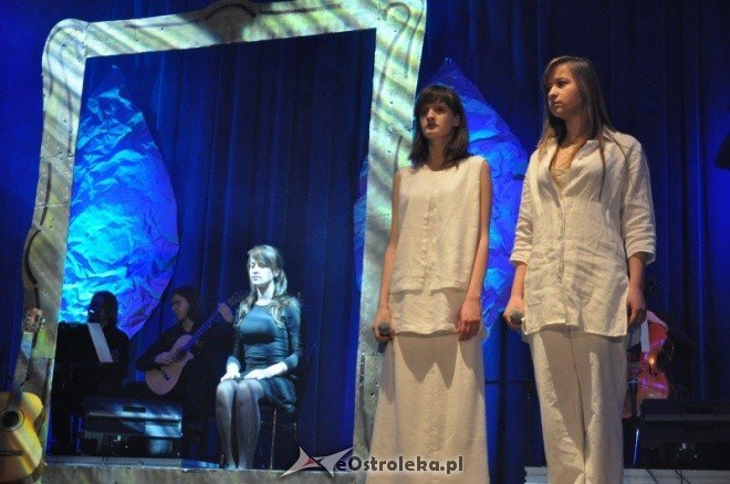 OCK: Obrazy V  ponownie na scenie [12.XII.2011] - zdjęcie #26 - eOstroleka.pl