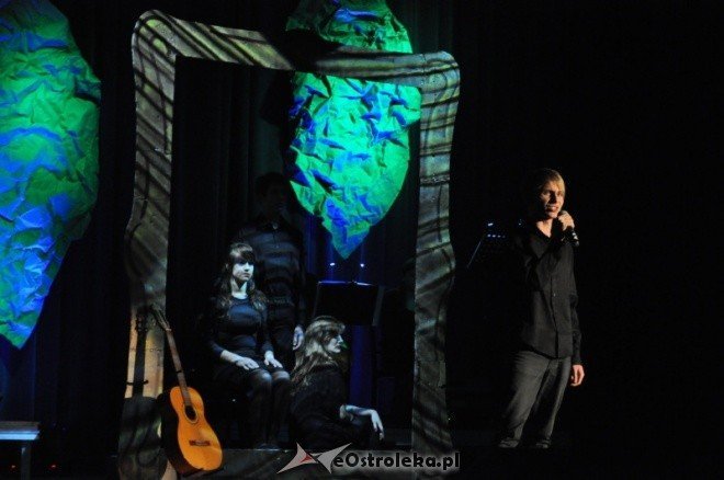 OCK: Obrazy V  ponownie na scenie [12.XII.2011] - zdjęcie #1 - eOstroleka.pl