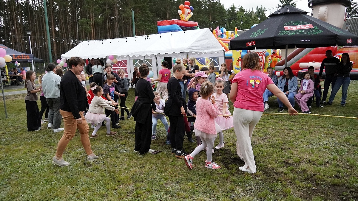 Oficjalne otwarcie świetlicy wiejskiej w Kurpiewskich [13.06.2026] - zdjęcie #24 - eOstroleka.pl