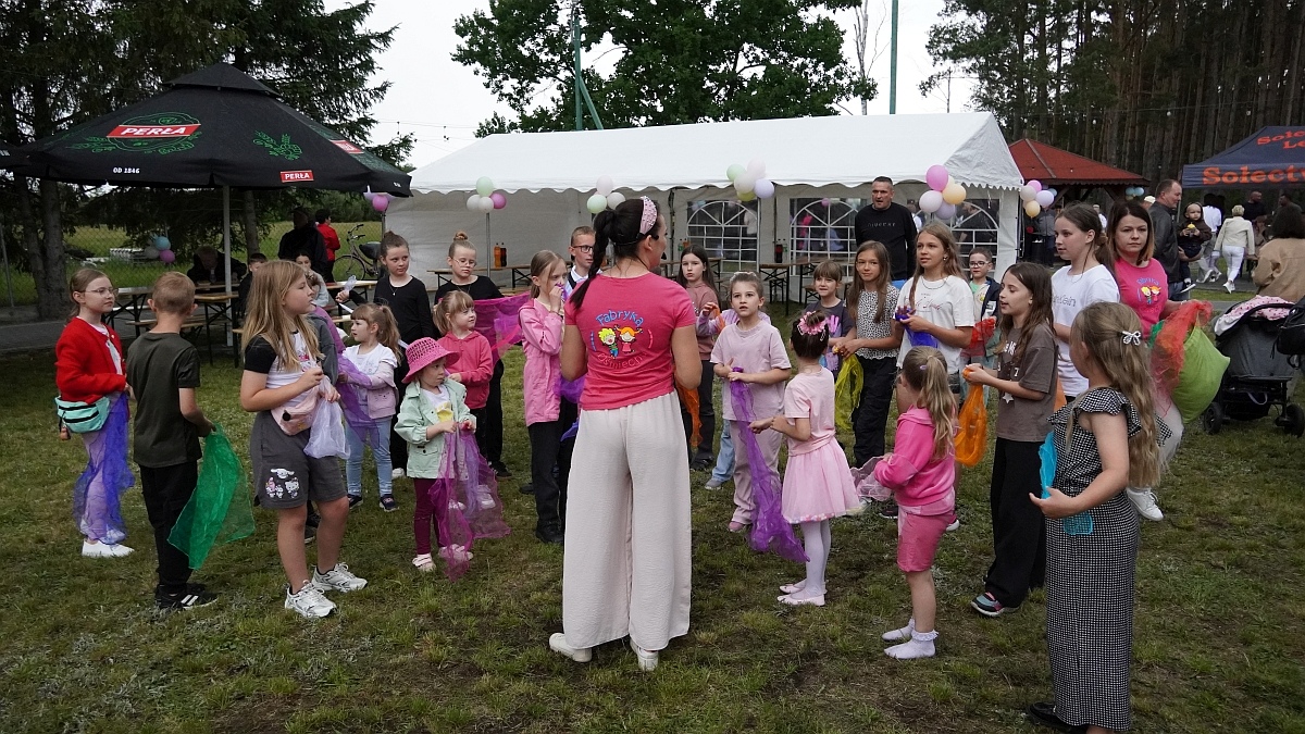 Oficjalne otwarcie świetlicy wiejskiej w Kurpiewskich [13.06.2026] - zdjęcie #10 - eOstroleka.pl
