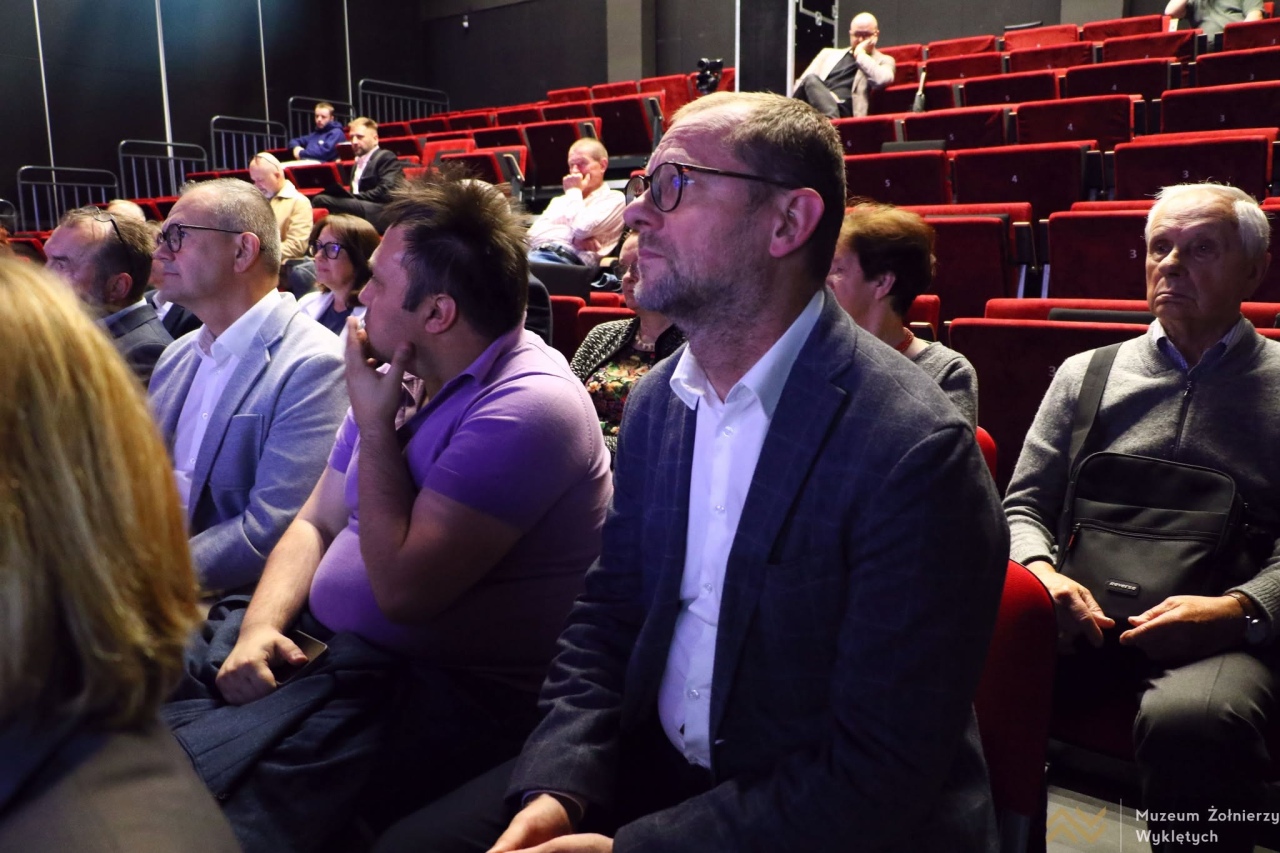 Debata pod hasłem Czego uczy nas historia?” w Muzeum Żołnierzy Wyklętych [15.06.2026] - zdjęcie #35 - eOstroleka.pl
