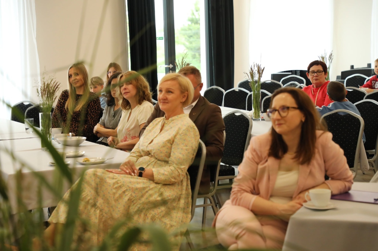 Otwarcie Filii Biblioteki Gminnej w Surowem [16.06.2026] - zdjęcie #14 - eOstroleka.pl
