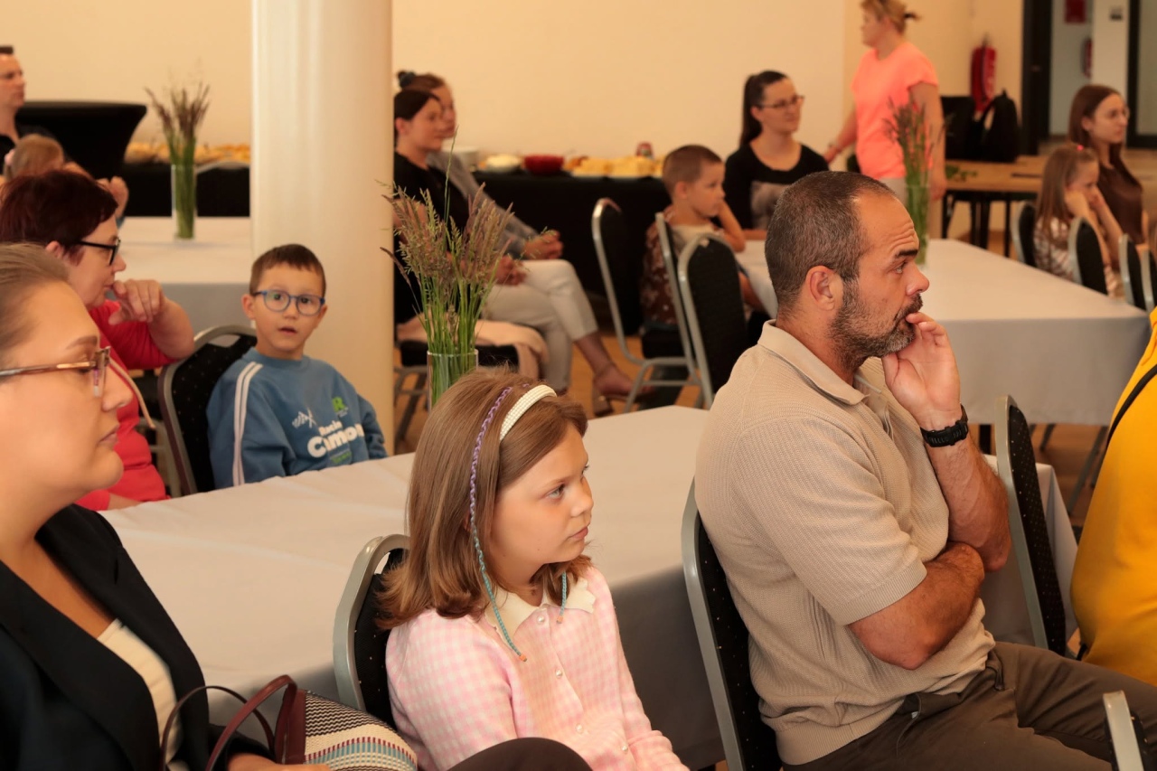 Otwarcie Filii Biblioteki Gminnej w Surowem [16.06.2026] - zdjęcie #8 - eOstroleka.pl