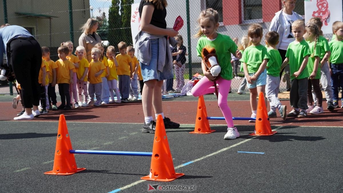 Przedszkolna Spartakiada Sportowo-Ekologiczna w PM nr 18 [17.06.2026] - zdjęcie #8 - eOstroleka.pl