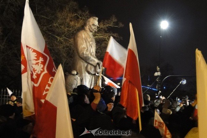 30 rocznica wprowadzenia stanu wojennego w polsce [13.XII.2011] - zdjęcie #2 - eOstroleka.pl