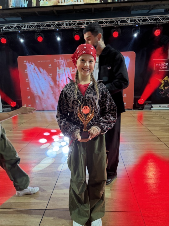 Grad medali dla Bez Wahania Dance Center. Ostrołęccy tancerze podbili Orlen Arenę w Płocku! - zdjęcie #20 - eOstroleka.pl