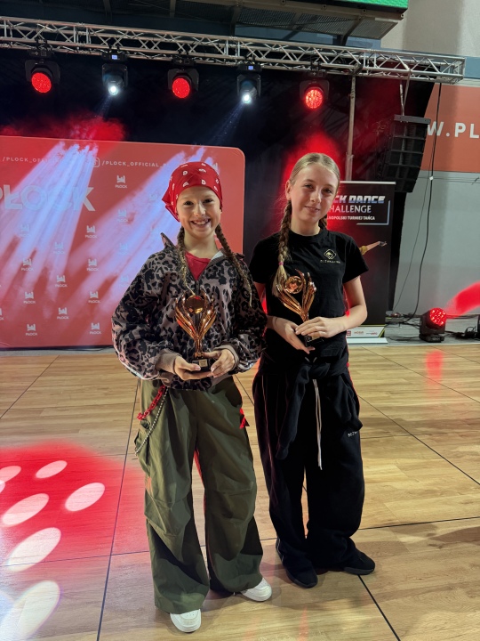 Grad medali dla Bez Wahania Dance Center. Ostrołęccy tancerze podbili Orlen Arenę w Płocku! - zdjęcie #13 - eOstroleka.pl