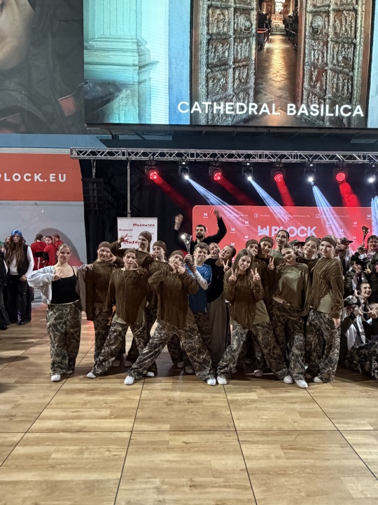 Grad medali dla Bez Wahania Dance Center. Ostrołęccy tancerze podbili Orlen Arenę w Płocku! - zdjęcie #6 - eOstroleka.pl