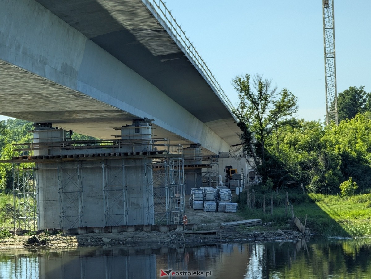 Budowa mostu przez Narew w Ostrołęce - stan z czerwca 2026 [20.06.2026] - zdjęcie #18 - eOstroleka.pl