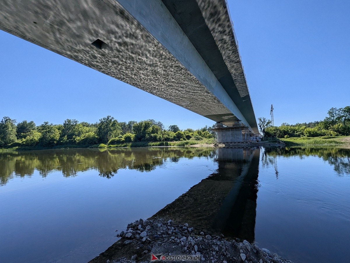 Budowa mostu przez Narew w Ostrołęce - stan z czerwca 2026 [20.06.2026] - zdjęcie #7 - eOstroleka.pl