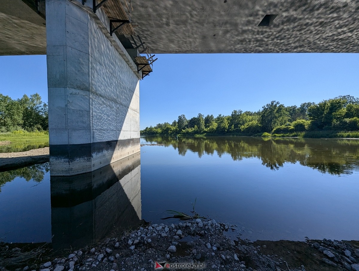 Budowa mostu przez Narew w Ostrołęce - stan z czerwca 2026 [20.06.2026] - zdjęcie #5 - eOstroleka.pl