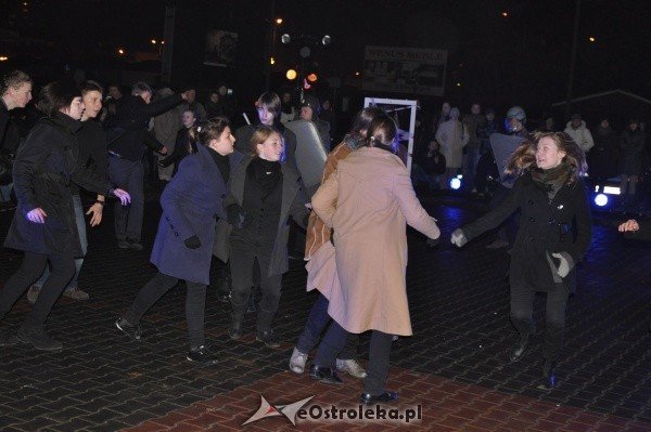 30 rocznica wprowadzenia stanu wojennego w polsce: Esej plenerowy Wroniec [13.XII.2011] - zdjęcie #38 - eOstroleka.pl