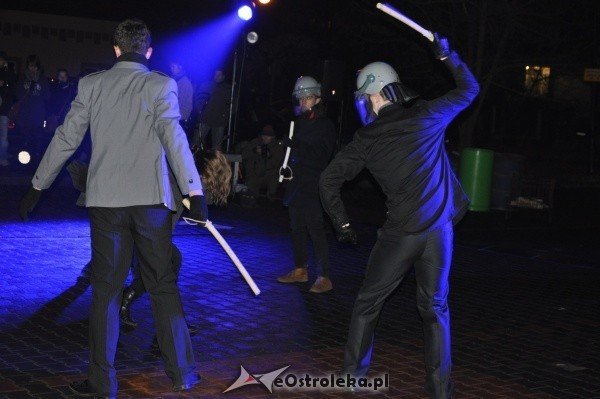 30 rocznica wprowadzenia stanu wojennego w polsce: Esej plenerowy Wroniec [13.XII.2011] - zdjęcie #27 - eOstroleka.pl