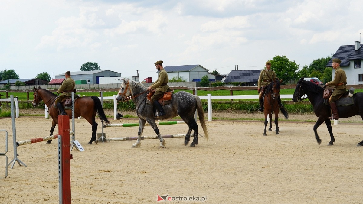 Zawody skokowe w Czerniach [21.06.2026] - zdjęcie #141 - eOstroleka.pl