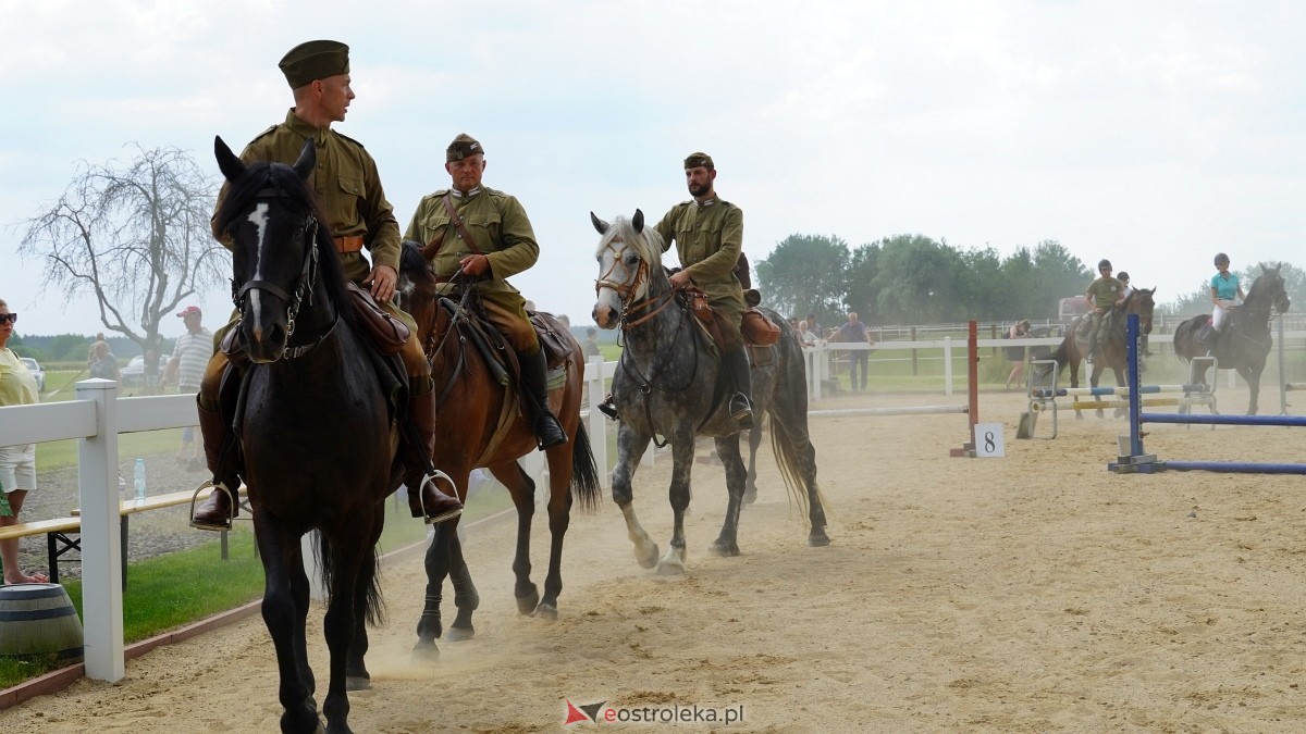 Zawody skokowe w Czerniach [21.06.2026] - zdjęcie #111 - eOstroleka.pl