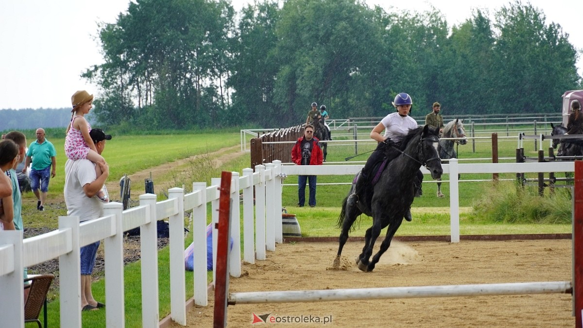 Zawody skokowe w Czerniach [21.06.2026] - zdjęcie #91 - eOstroleka.pl